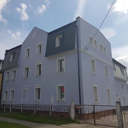 Kamienica Zerniki Wroclawskie Ngoại thất bức ảnh